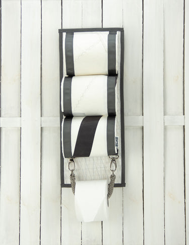 Rivelami | accessori bagno porta rotolo realizzato con vele riciclate