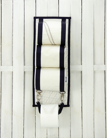 Rivelami | accessori bagno porta rotolo realizzato con vele riciclate