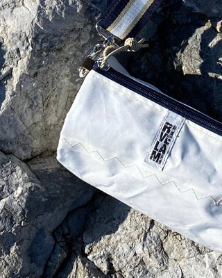 mini bag bianca in tessuto vela