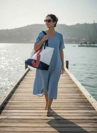 Borsa maxy tote in vela indossata