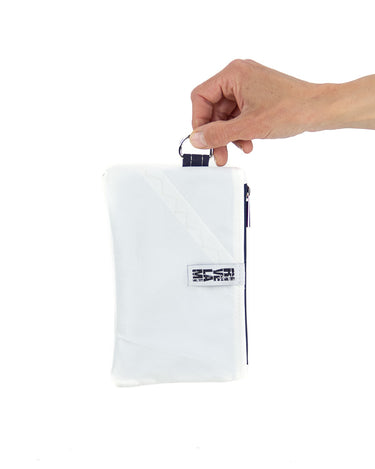 Bitta bianca|zip blu