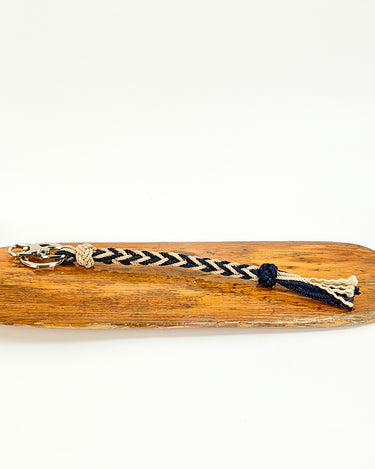 portachiavi nautico annodato a mano treccia a 8 capi