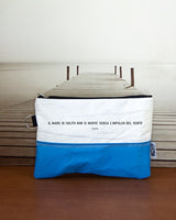 il mare non si muove, pochette bianca e azzurra vela riciclata Rivelami