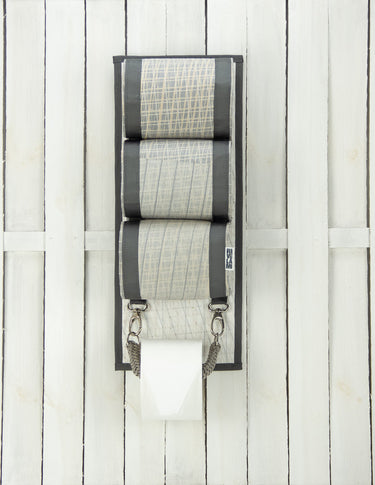 Rivelami | accessori bagno porta rotolo realizzato con vele riciclate